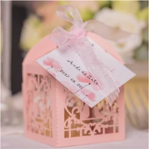 rózsaszín díszdobozos köszönetajándék